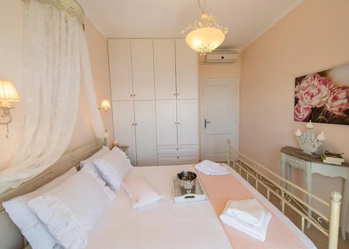 Meliti - Private With Stunning Seaviews, Infinity Pool, Close To The Villa *