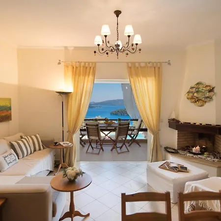 Meliti - Private With Stunning Seaviews, Infinity Pool, Close To The * 니드리