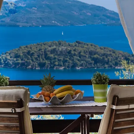 Meliti - Private With Stunning Seaviews, Infinity Pool, Close To The * Nydri (Lefkada)