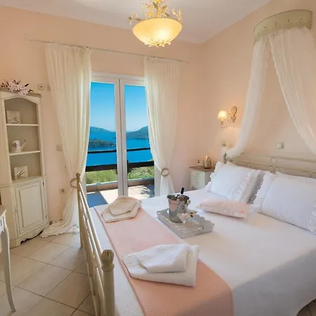 Villa Meliti - Private With Stunning Seaviews, Infinity Pool, Close To The Nydri (Lefkada)