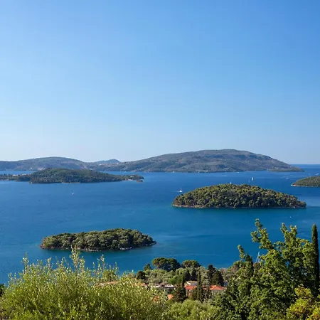 Meliti - Private With Stunning Seaviews, Infinity Pool, Close To The * Nidhrion