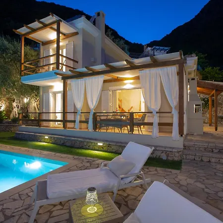 Meliti - Private With Stunning Seaviews, Infinity Pool, Close To The * Nidhrion