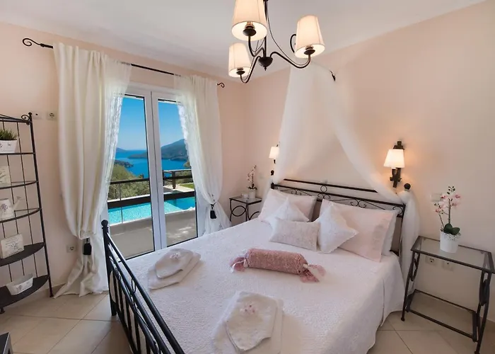 Villa Meliti - Private With Stunning Seaviews, Infinity Pool, Close To The Nidhrion